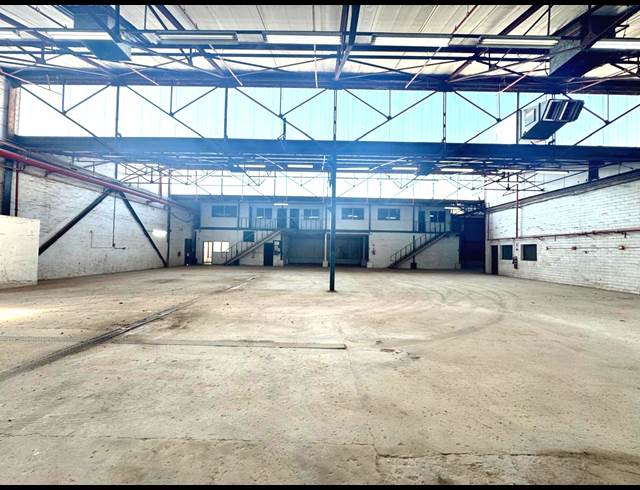 1,072M² WAREHOUSE TO LET IN TONGAAT INDUSTRIAL