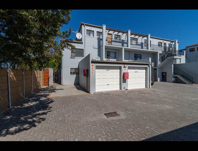 3 BEDROOM DUPLEX TO LET IN PARKLANDS