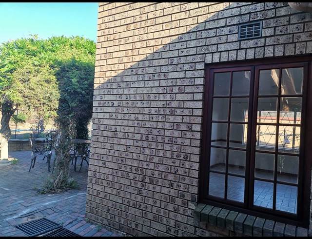 2 bed property to rent in CHRISVILLE