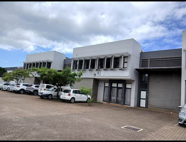 634M² WAREHOUSE TO LET IN UMHLANGA RIDGE
