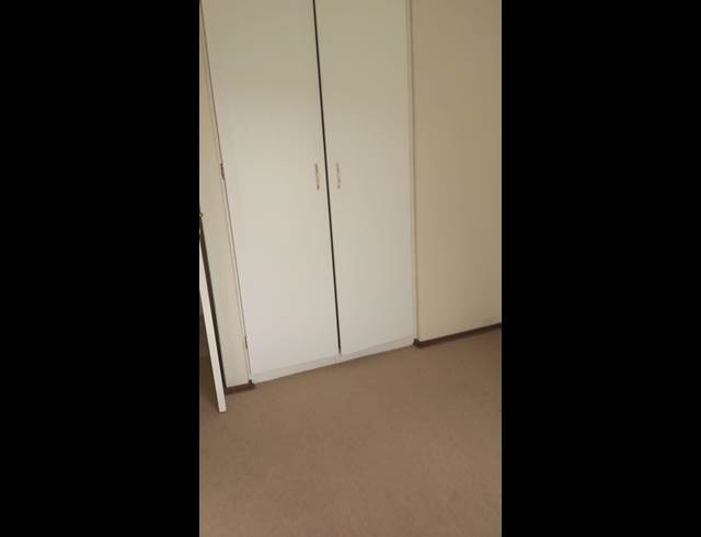 4 bed property to rent in MONDEOR