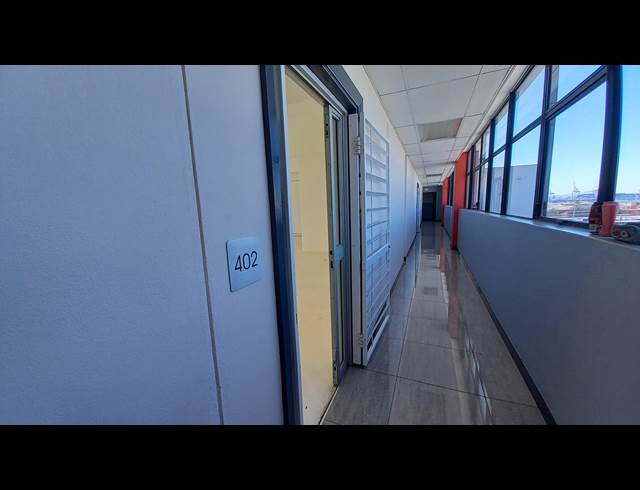 122M² BUSINESS RENTED IN WOODSTOCK