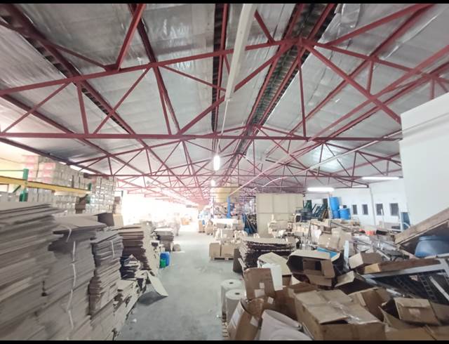 1,061M² WAREHOUSE TO LET IN PINETOWN CENTRAL