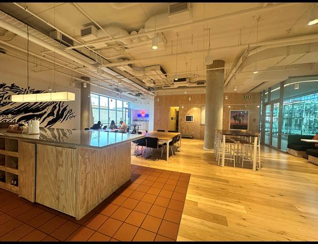 105M² SERVICED OFFICE TO LET IN ROSEBANK
