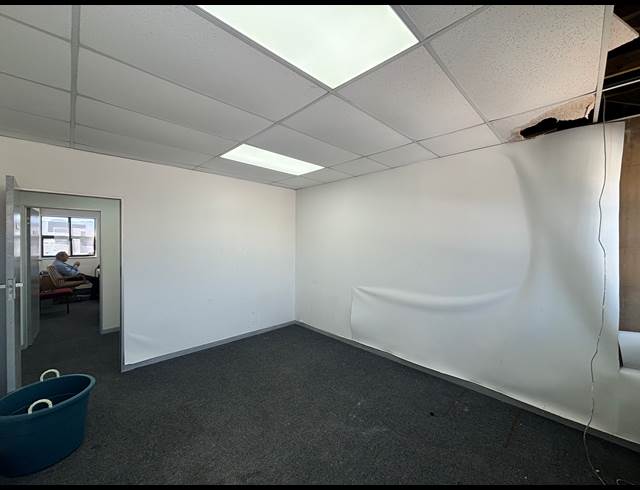 19M² OFFICE TO LET IN AUDAS ESTATE