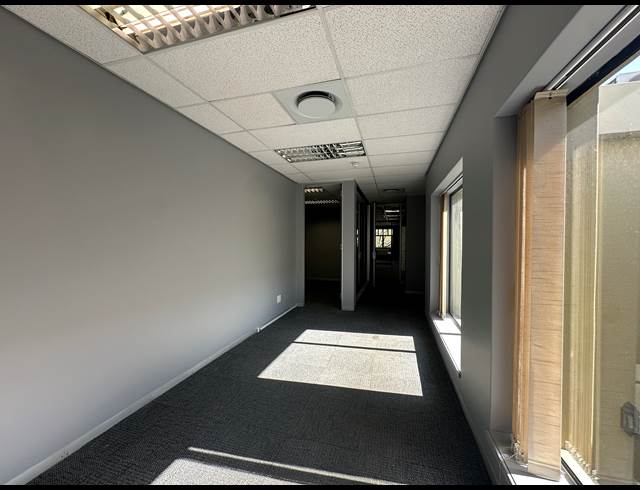 473M² OFFICE TO LET IN SANDTON CENTRAL