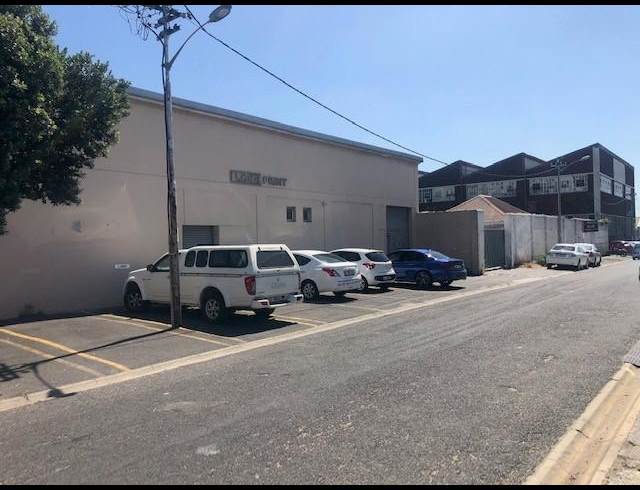 2,700M² WAREHOUSE TO LET IN MAITLAND