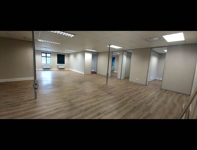 370M² OFFICE TO LET IN TYGER VALLEY