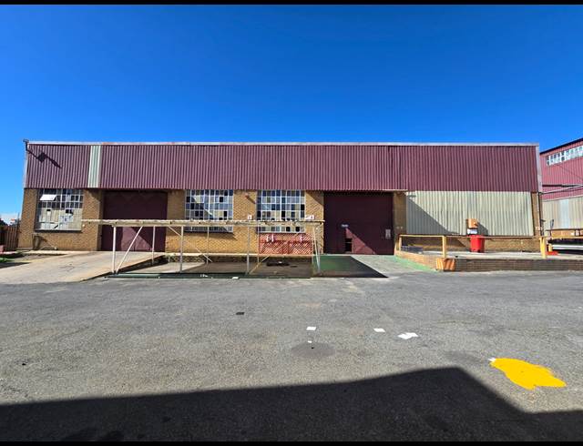 9,057M² FACTORY TO LET IN TUNNEY