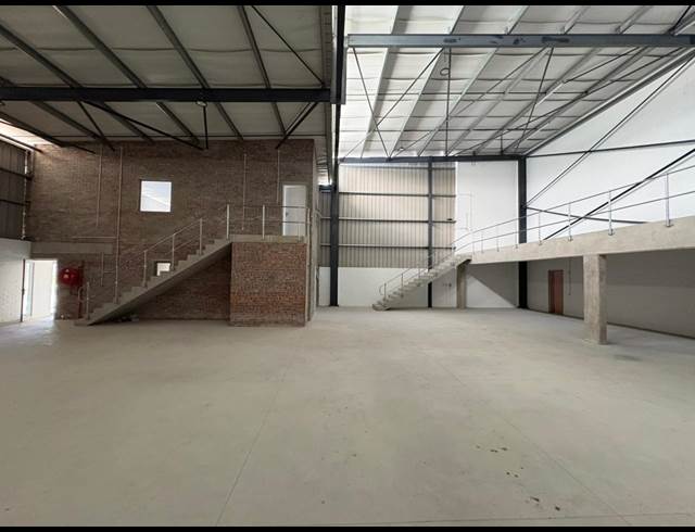 462.20M² WAREHOUSE TO LET IN FIRGROVE