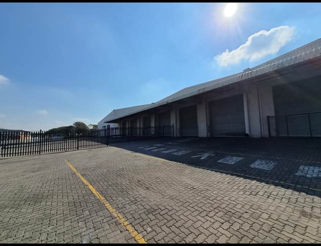 6,242M² WAREHOUSE TO LET IN HALFWAY HOUSE