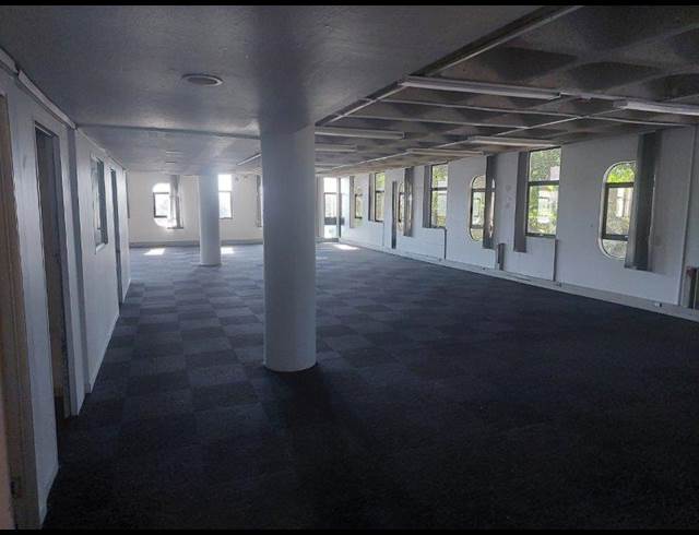 1,000M² BUILDING TO LET IN PINETOWN CENTRAL