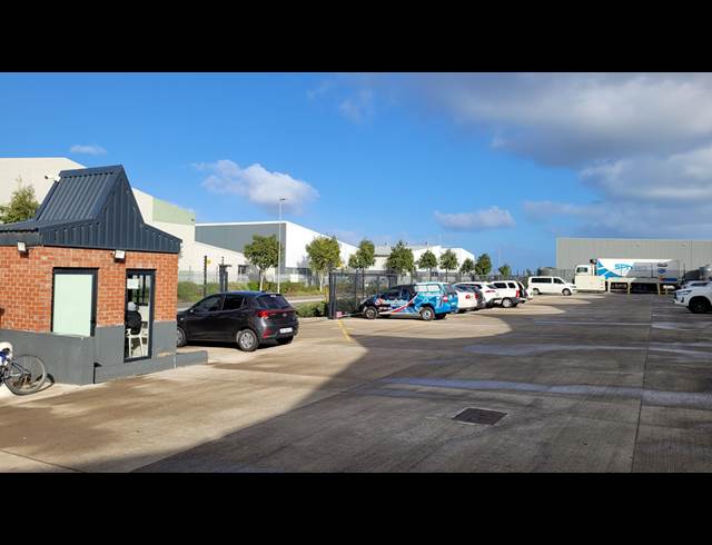 420M² WAREHOUSE TO LET IN RIVERGATE