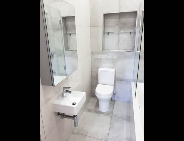 3 bed property to rent in WOODSTOCK