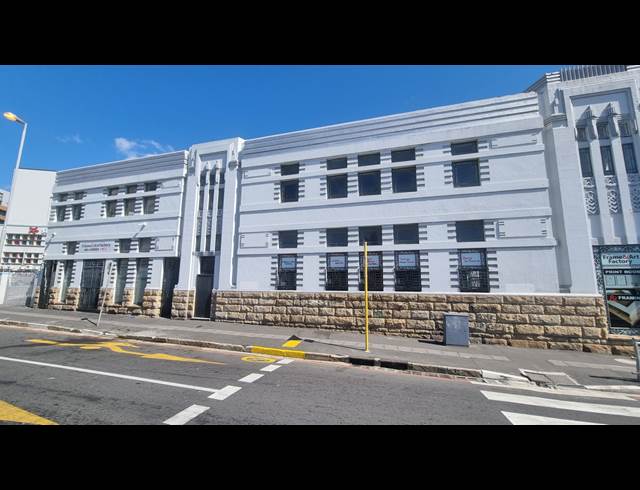 158M² OFFICE TO LET IN WOODSTOCK