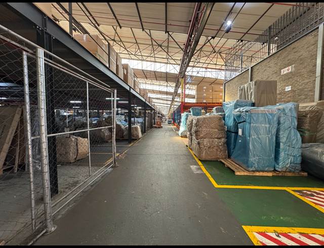 19,369M² WAREHOUSE TO LET IN STORMILL