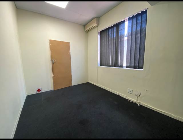 88M² OFFICE TO LET IN PAARDEN EILAND