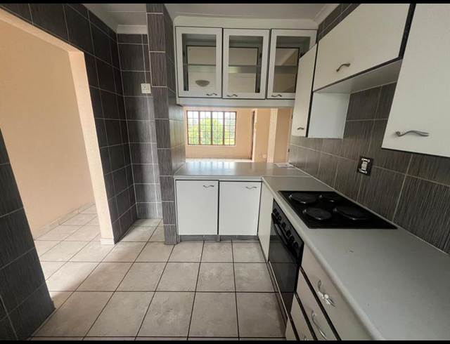 2 BEDROOM PROPERTY TO RENT IN GREENHILLS