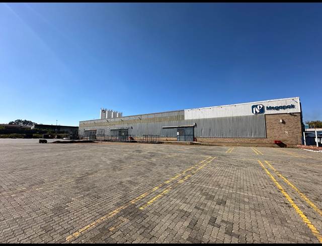 25,085M² WAREHOUSE TO LET IN CLAYVILLE