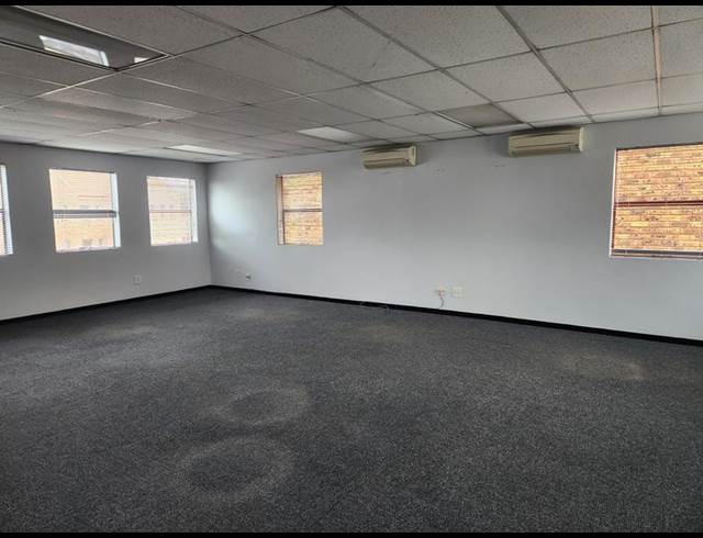OFFICE PROPERTY TO RENT IN RANDPARK RIDGE