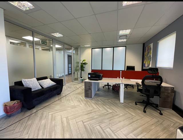 96M² OFFICE TO LET IN BRYANSTON