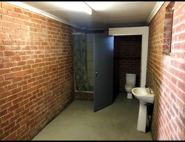 3,893M² WAREHOUSE TO LET IN POMONA