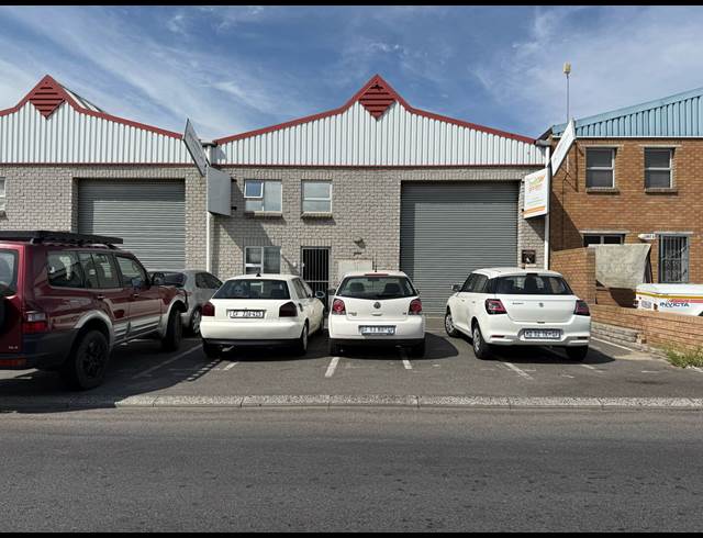 320M² WAREHOUSE RENTED IN BRACKENFELL INDUSTRIAL