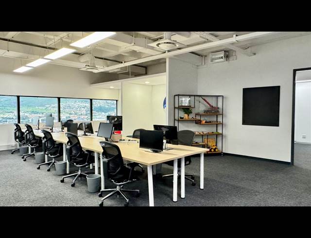 1,912M² OFFICE TO LET IN CAPE TOWN CITY CENTRE