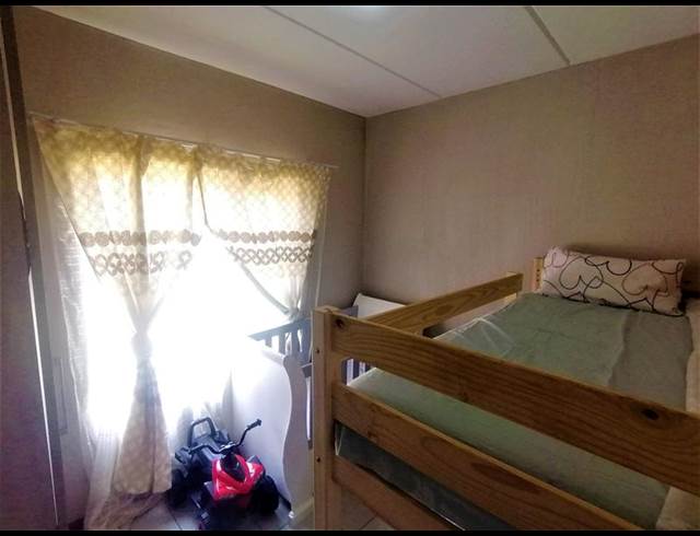 2 BEDROOM PROPERTY TO RENT IN WILGEHEUWEL