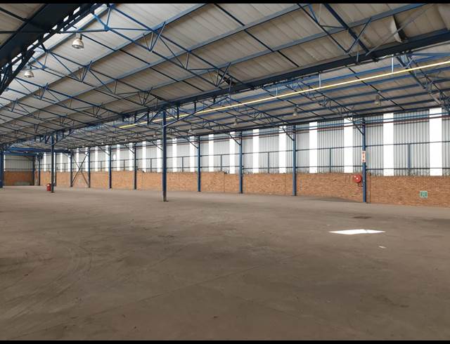 2,513M² WAREHOUSE RENTED IN WADEVILLE