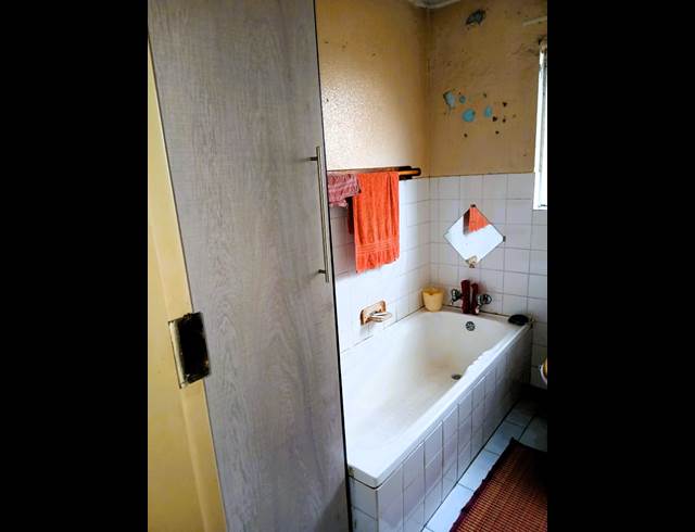 2 BEDROOM TOWNHOUSE RENTED IN GLEN MARAIS
