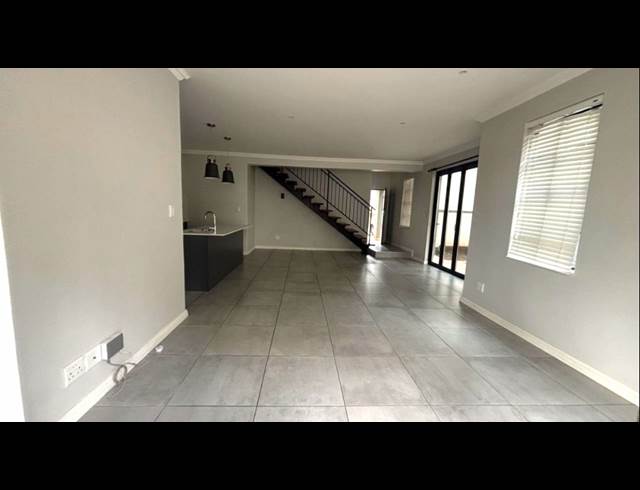 3 BEDROOM CLUSTER TO LET IN BRYANSTON
