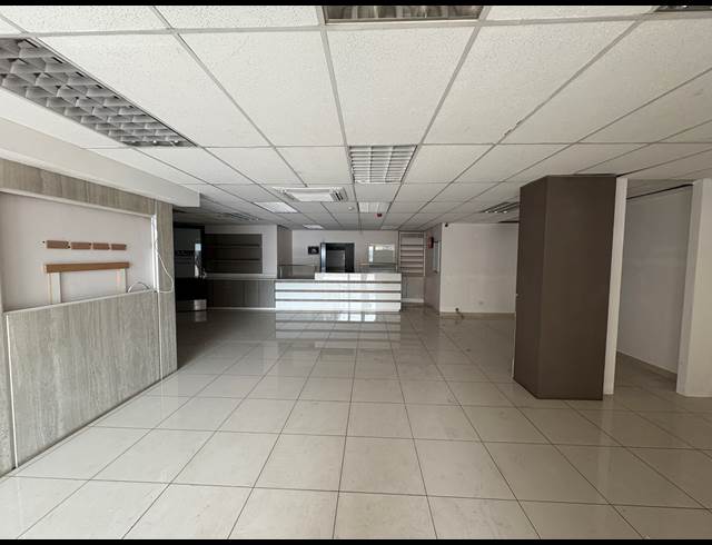 6,560M² WAREHOUSE TO LET IN HUGHES