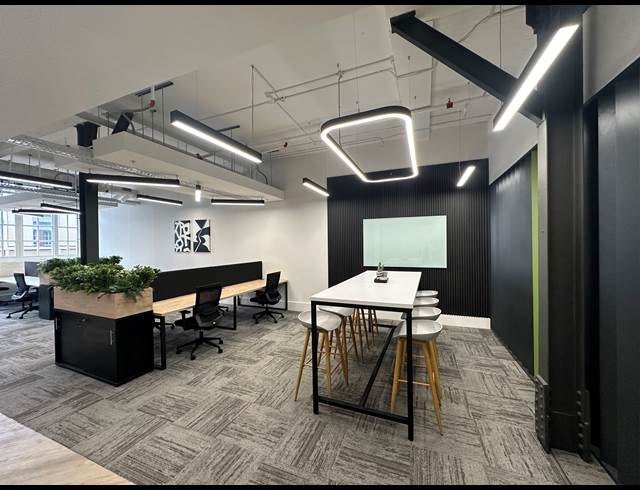 270M² OFFICE TO LET IN GARDENS