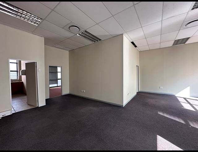 127.50M² OFFICE TO LET IN HIGHVELD TECHNOPARK