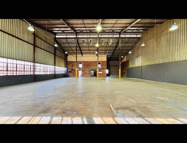 710M² WAREHOUSE TO LET IN ROBERTVILLE
