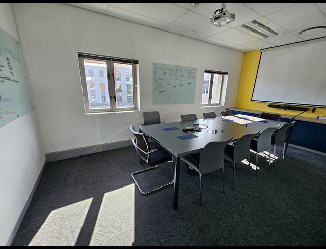 260M² OFFICE TO LET IN CENTURY CITY