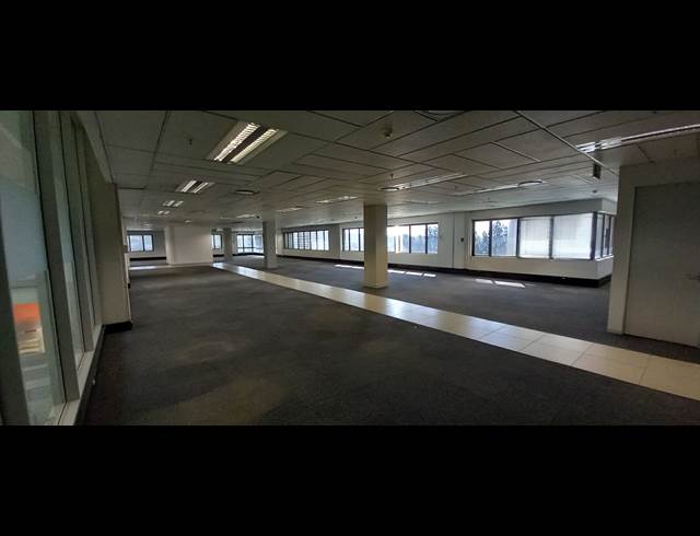 857M² OFFICE TO LET IN RIVONIA