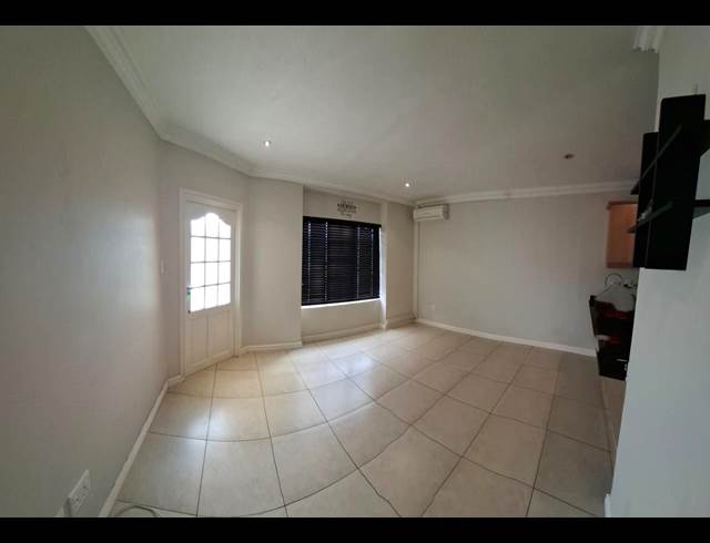 1 BEDROOM APARTMENT TO LET IN SOMERSET VALLEY ESTATE