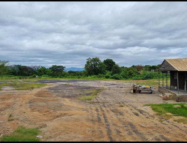 10,000M² VACANT LAND TO LET IN ROCKY DRIFT