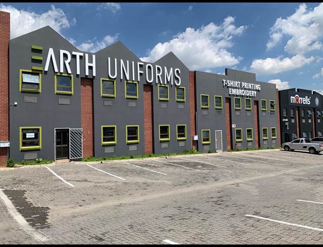1,093M² WAREHOUSE TO LET IN STRIJDOMPARK