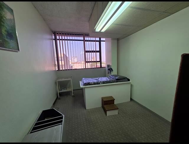100M² OFFICE TO LET IN DURBAN CENTRAL