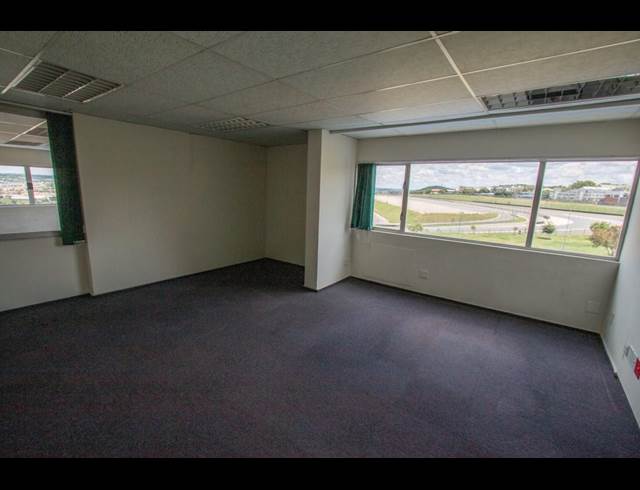 1,444M² WAREHOUSE TO LET IN KYALAMI