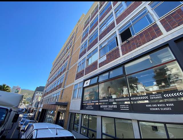 700M² OFFICE TO LET IN GARDENS