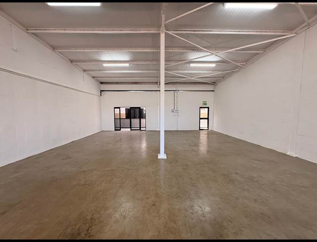200M² WAREHOUSE TO LET IN MALMESBURY INDUSTRIA