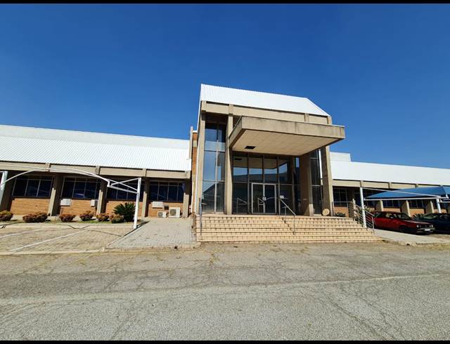 19,876M² WAREHOUSE TO LET IN ROODEKOP