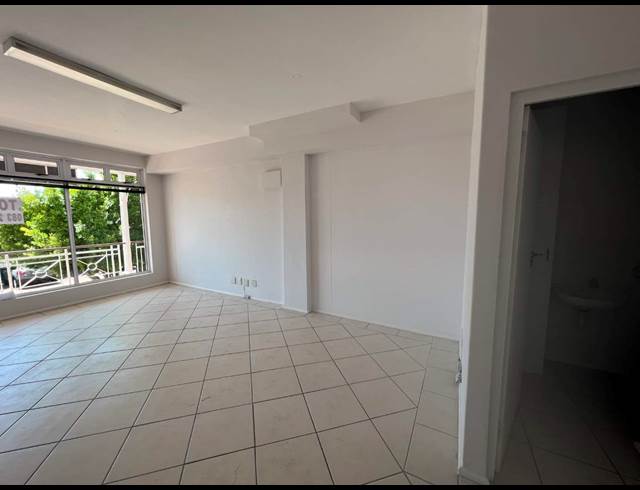 50M² OFFICE RENTED IN WESTLAKE