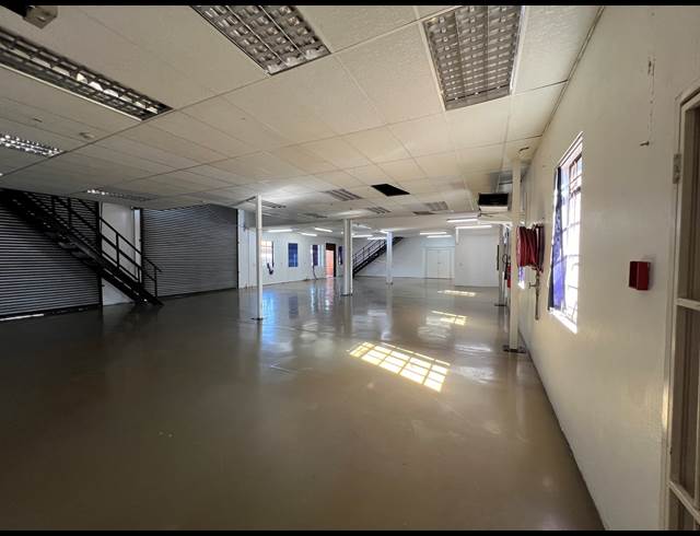 415M² WAREHOUSE TO LET IN HENNOPSPARK