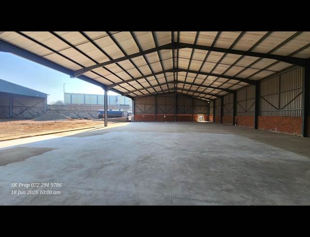 1,070M² WAREHOUSE TO LET IN WILLOWTON INDUSTRIAL