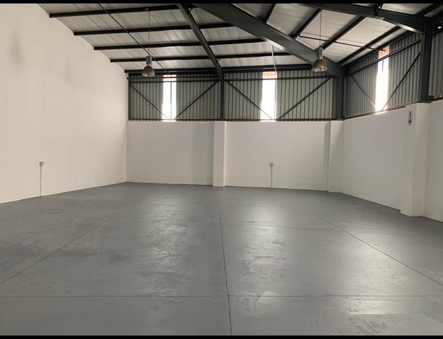 265M² WAREHOUSE TO LET IN LASER PARK